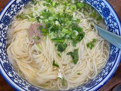 -东大桥小国抻面烧烤(长通路店)