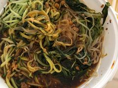 -吴记酱骨炖菜馆(康安路店)