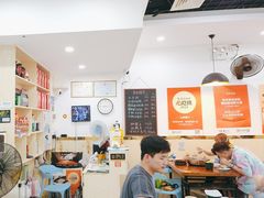 -老何家后安粉·糟粕醋海鲜火锅(三亚湾椰梦长廊店)