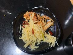 -果松木炭酸菜铜火锅·外婆参鸡汤