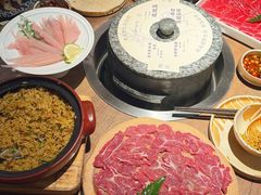 -蘑界·野生菌火锅(深业上城店)