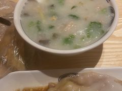 -银记肠粉店(南方医院店)