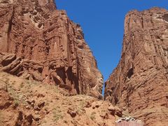 -天山神秘大峡谷