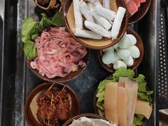 -周幺妹重庆老火锅(银泰城总店)