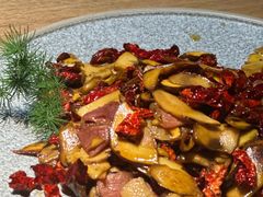 -一朵菌·野生菌探索家火锅(南亚店)