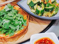 -老刘生态大鱼坊铁锅炖鱼(赛马场店)