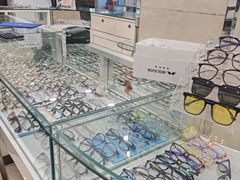 -罗创丹阳眼镜(童卫路店)
