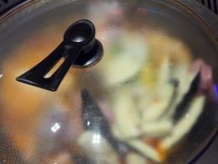 -山里屯铁锅炖·东北菜(康桥店)
