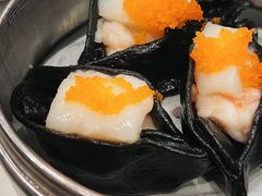 墨鱼汁带子饺-金凯旋宫