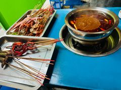 -牛华周记麻辣烫起源店