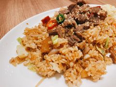 火山牛肉炒饭-玛格萝妮比萨屋(四平店)