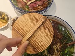 -镇南锅盖面馆(解放路店)