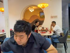 -毛辣果·贵州红酸汤牛肉火锅(西单店)