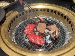 -山川小町·极番烧肉(新地假日广场店)
