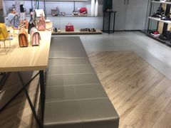 -BeLLE 百丽(上海月星环球港店)