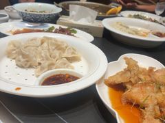 -五谷丰登农家院·地道胶东菜·海鲜烧烤(威海店)