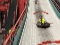 -极限PLAY运动娱乐新世界·团建派对潮玩休闲馆·室内蹦极高空游乐园