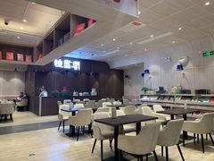 -钟书阁(群光广场店)
