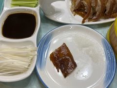 -六和聚传统烤鸭.天津菜(和平店)