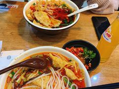 -螺小胖柳州螺蛳粉(钟楼总店)