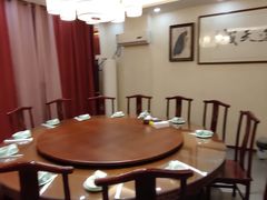 包厢-满堂春特色餐馆