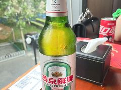 燕京鲜啤-炉小二铜锅牛蛙•川湘菜(三里屯店)