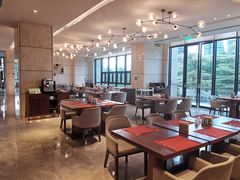 大堂-厦门海沧正元希尔顿逸林酒店開全日餐厅