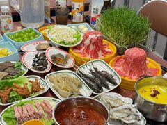-四囍码头海鲜烧烤自助火锅(外滩南京东路悦荟广场店)