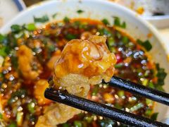 -吃城都·鱼蛙火锅(西玉龙街店)