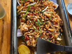 -宏兴烤鱼山庄(宣恩总店)