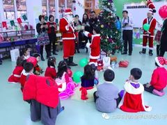 -上海市民办金苹果学校