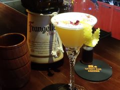 -M4·酒吧·威士忌·咖啡