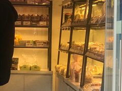 面包甜点陈列柜-静安面包房(天山店)