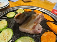 -唯成•韩国炭火烤肉 유성고기