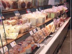-巴黎贝甜(大宁国际商业广场店)
