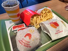 -麦当劳(阳朔益田西街店)