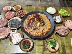 -黄潇洒老火锅(九眼桥宏济巷店)