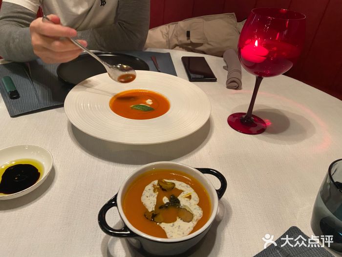 Ponte 意大利餐厅松露南瓜汤图片