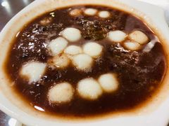 红豆沙桃胶圆子-仁信老铺甜品(北京路店)