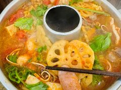 -碰湘地·鲜切牛肉麻辣烫(新世纪家园店)