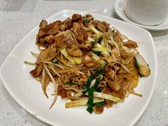 干炒鸡扒公仔面-香港新发烧腊茶餐厅(水围店)