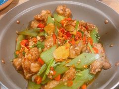 嫩子姜烧牛蛙-吃饭皇帝大(解放西路店)