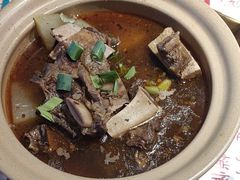 -石牌岭小亮蒸虾•湖北老字号(左岭店)