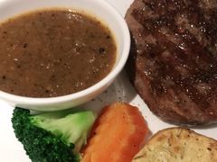 -斗牛士牛排餐厅(嘉里汇店)