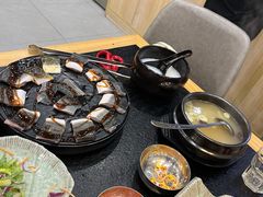 -臻牛烤肉