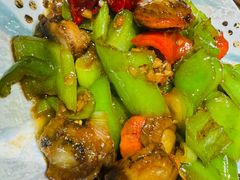 -蚝堡海鲜·威海菜·海肠捞饭·烧烤·亚洲吃蚝公司(幸福门店)
