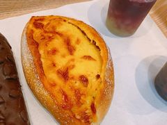 岩烧榴莲-烫面包·面包烘焙(绿地缤纷城店)