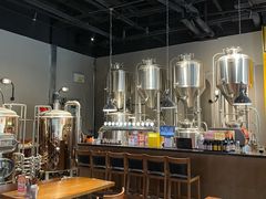 -HUZI虎滋精酿餐吧(京西大悦城店)