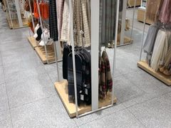 -hotwind热风(国际商场店)
