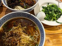 -沪西老弄堂面馆(定西路店)